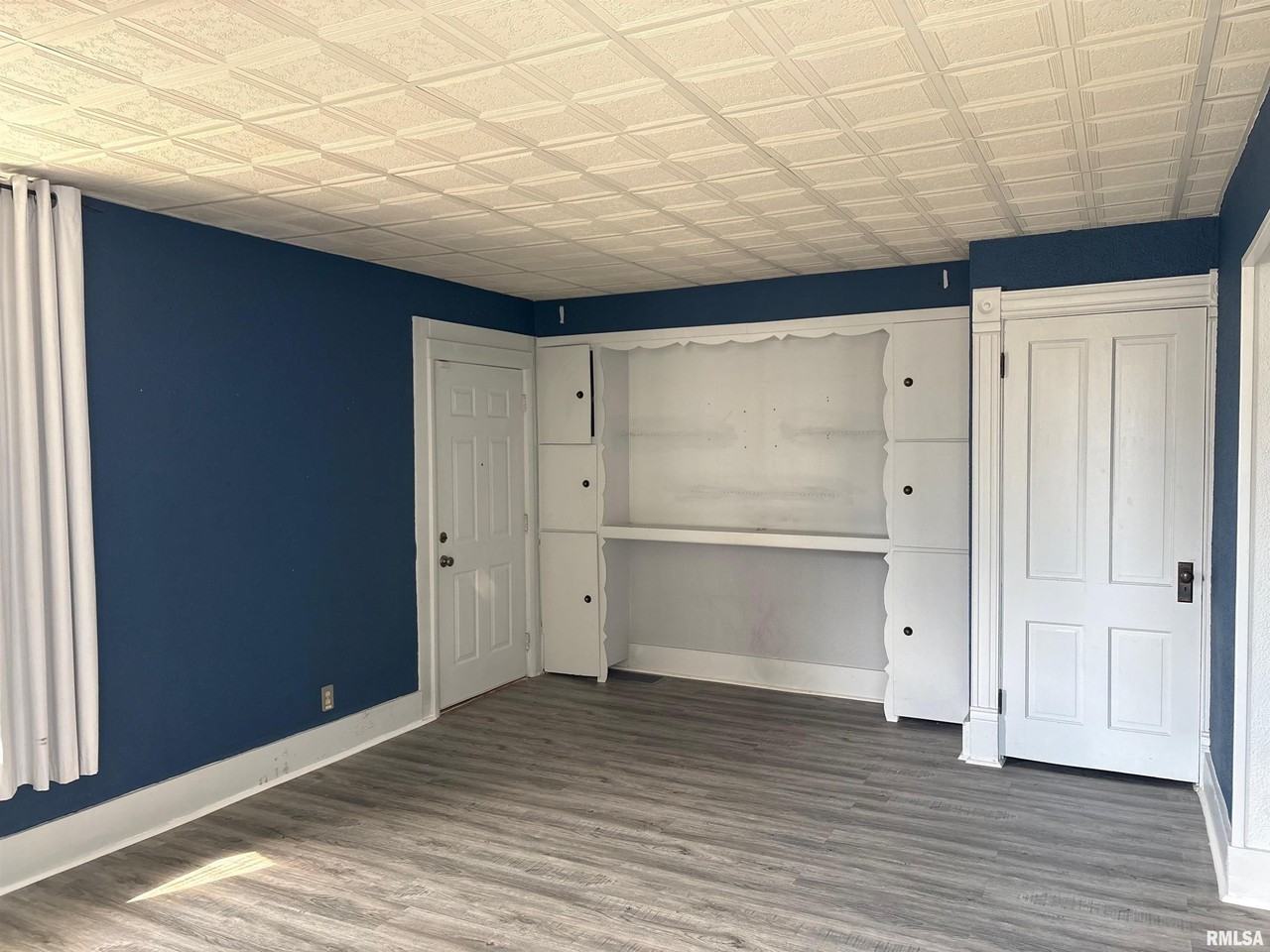 901 Ne Glen Oak Ave Unit 2 - Photo 3 of 19