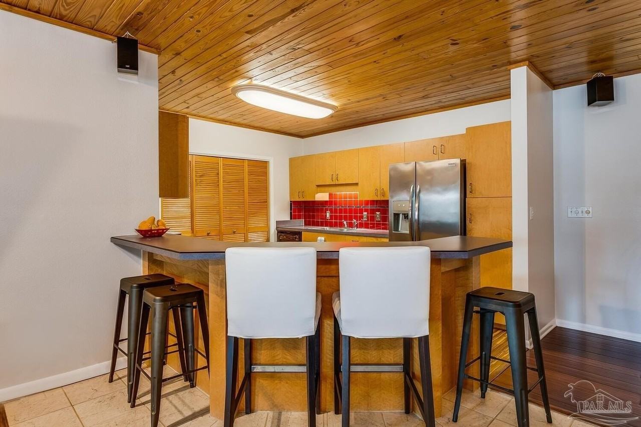 11710 Gulf Beach Hwy - Photo 7 of 22