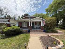 1721 N 16th Ave - Photo 1 of 1