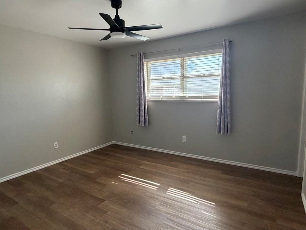 2106 Northrup Dr - Photo 5 of 10