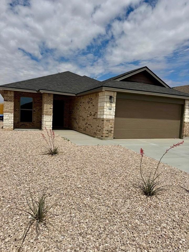 Country Club Dr - Photo 3 of 34