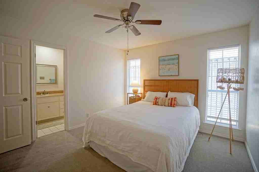 5504 Kingston Dr - Photo 6 of 37