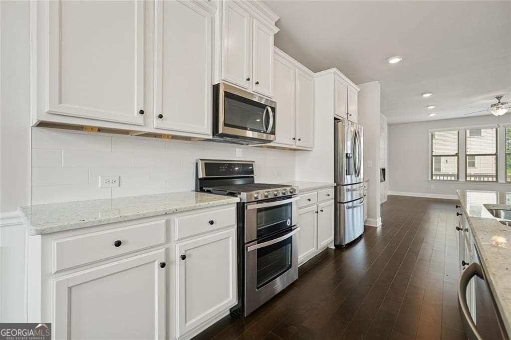 4240 Hickory Pine Aly - Photo 5 of 23