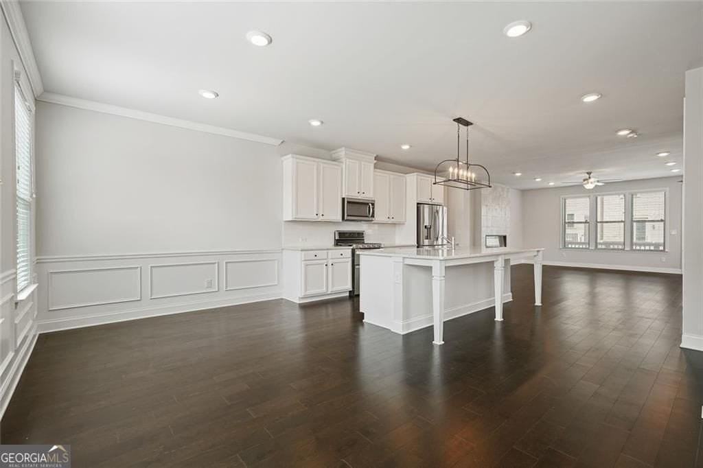 4240 Hickory Pine Aly - Photo 7 of 23