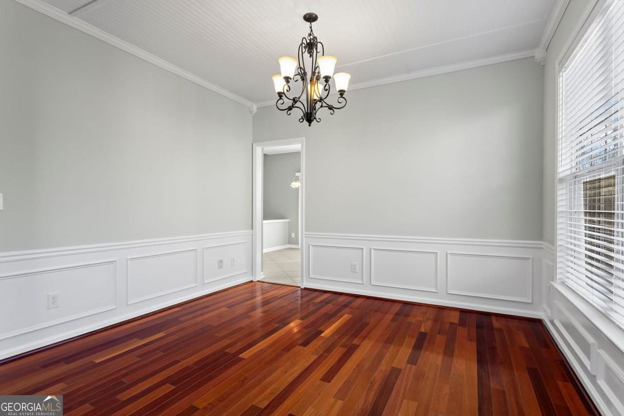 110 Quarrington Ct - Photo 5 of 23