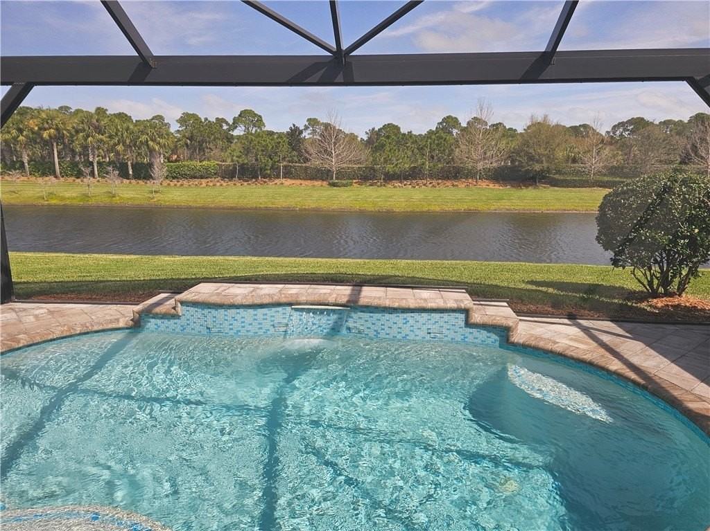 5203 Unity Sq - Photo 2 of 36