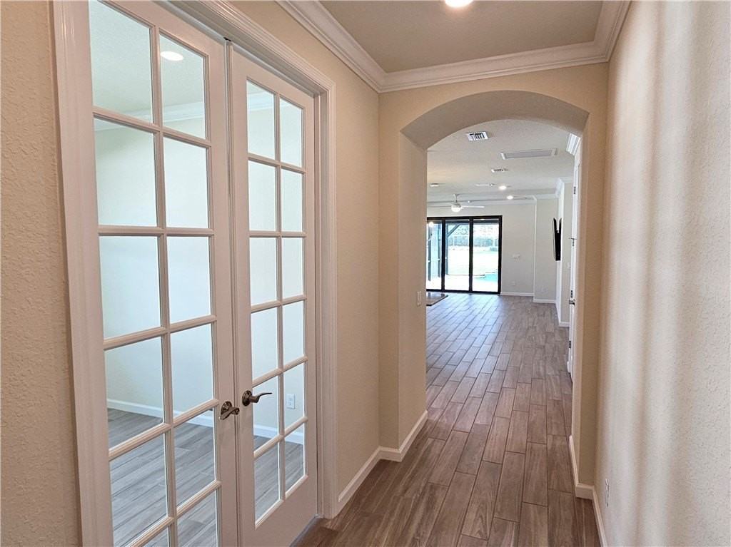 5203 Unity Sq - Photo 6 of 36