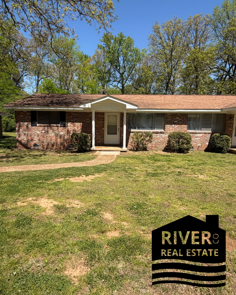 216 Madison Ave #216 - Photo 2 of 15