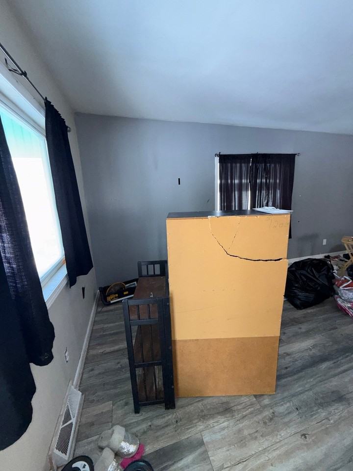 1309 Barney Ave - Photo 3 of 19