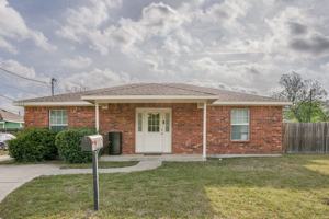 featured image of 107 S Crawford St