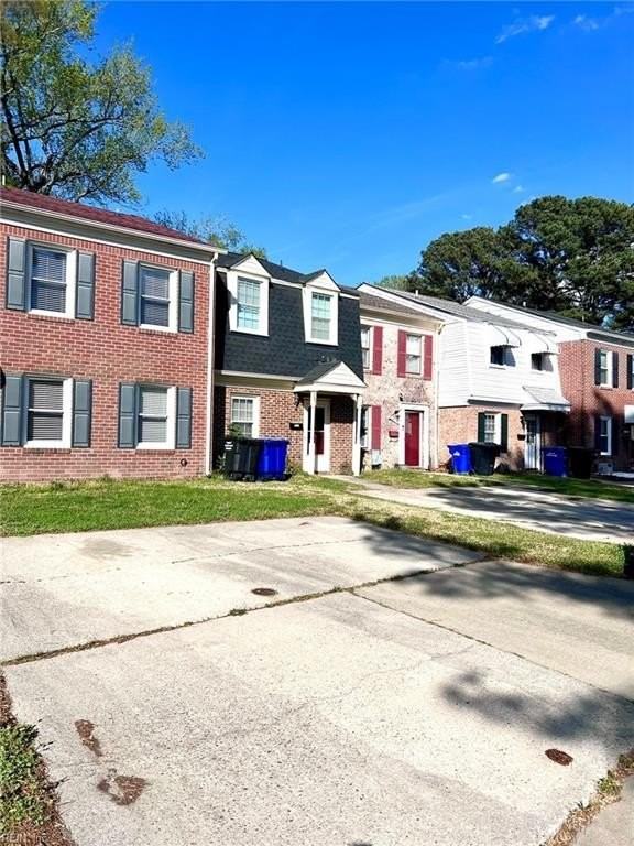 5232 Clover Hill Dr - Photo 2 of 40