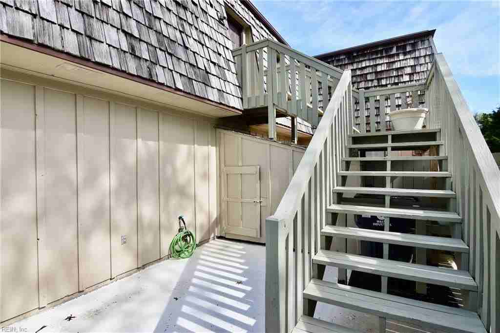 114 Saw Grass Bnd - Photo 3 of 21