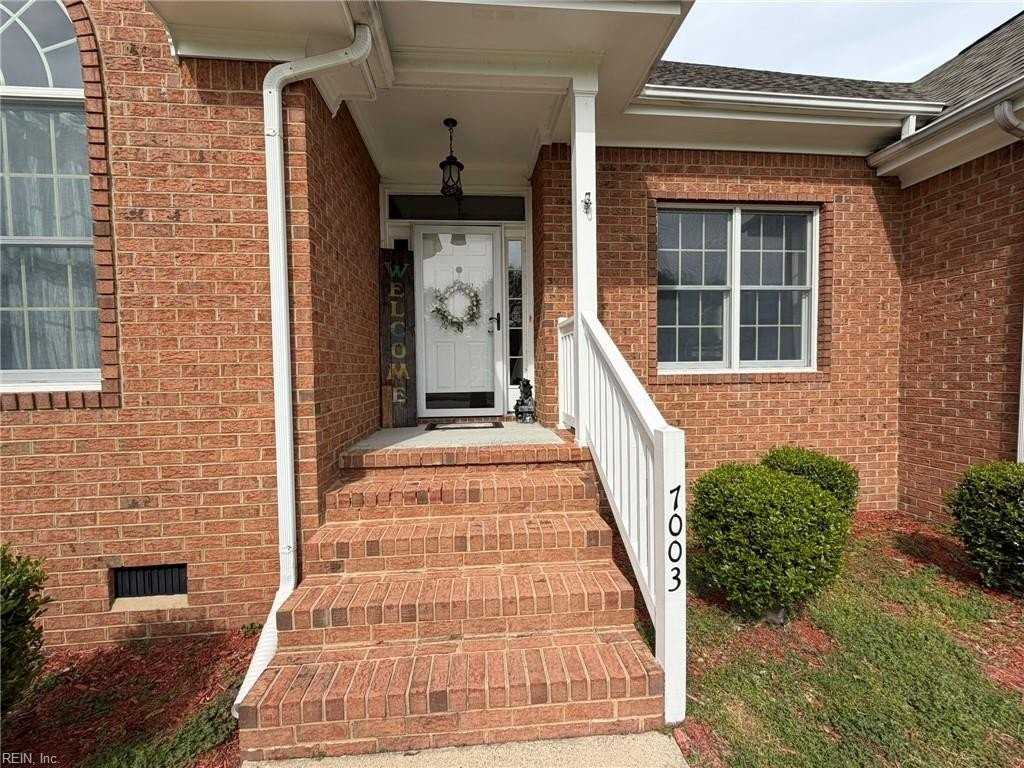 7003 Neal Ct - Photo 2 of 18