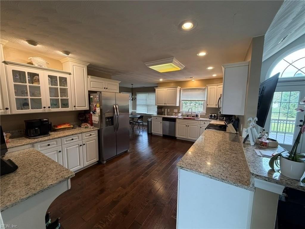 7003 Neal Ct - Photo 4 of 18