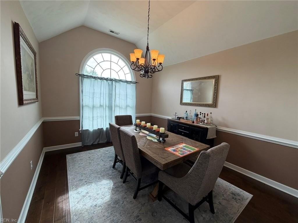 7003 Neal Ct - Photo 5 of 18