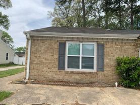 561 Peregrine St - Photo 1 of 1