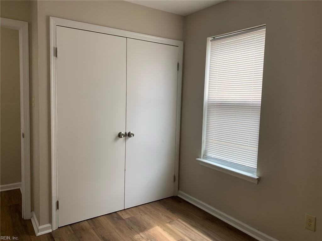 561 Peregrine St - Photo 4 of 23