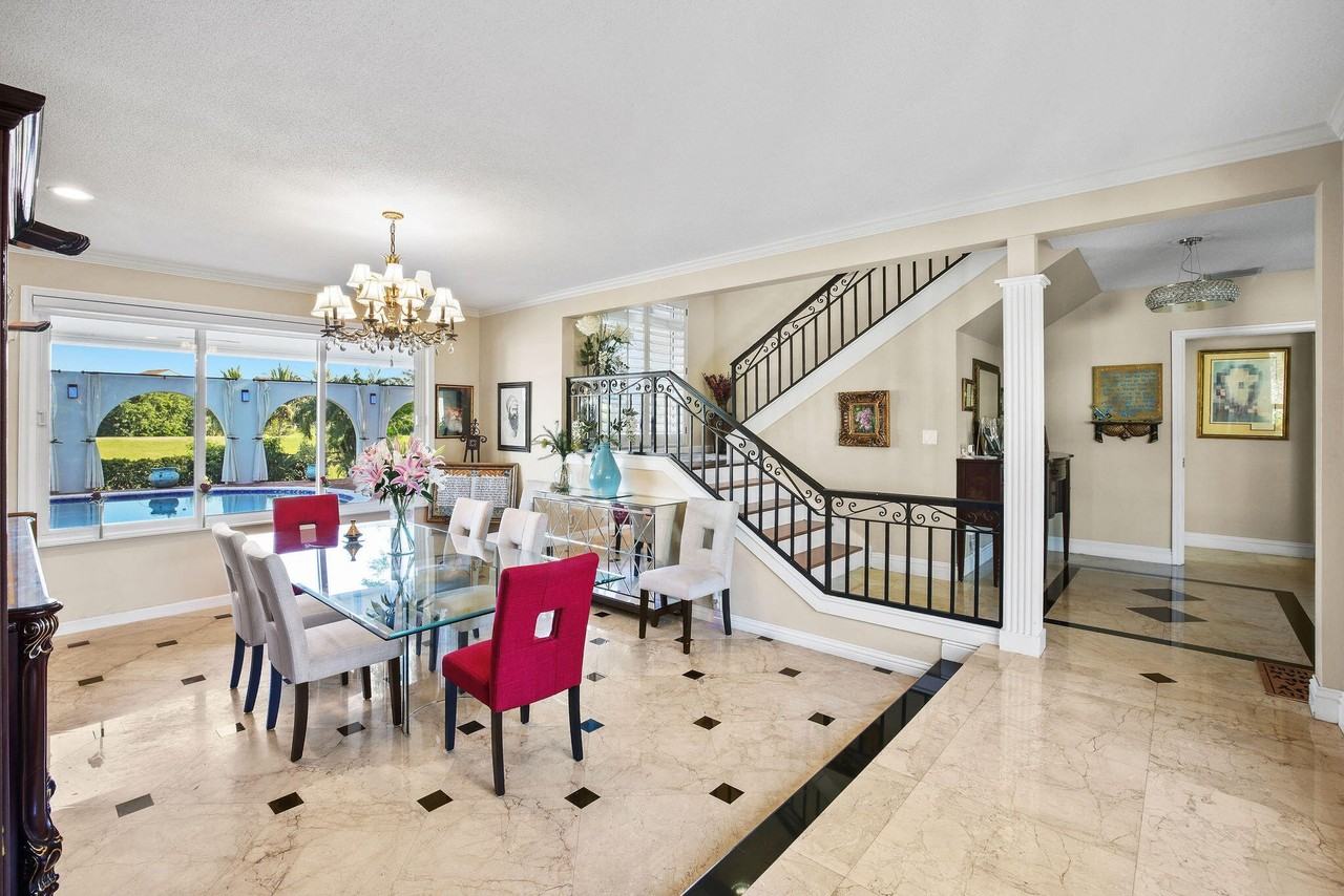 4210 Casper Ct - Photo 7 of 22