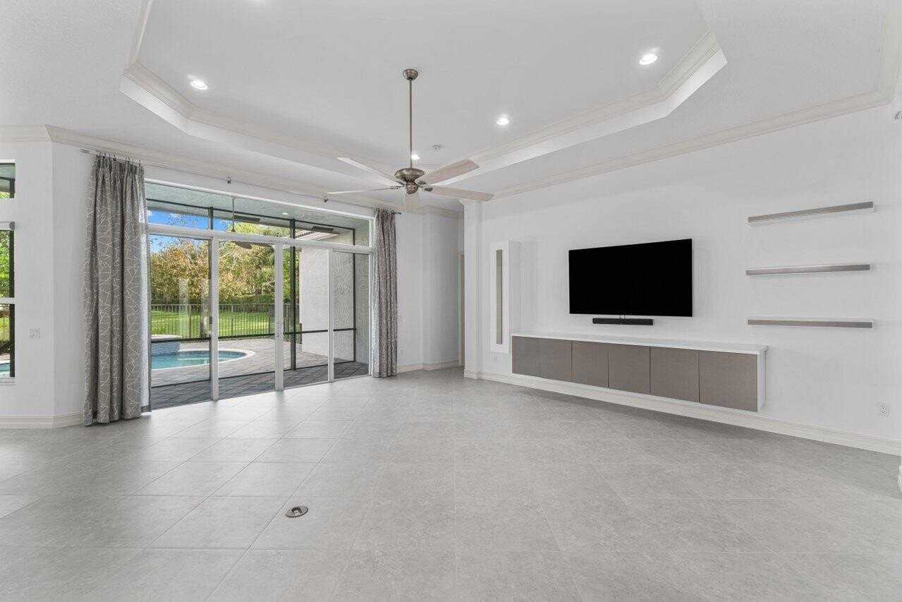 9039 Ribbons Ridge Pt - Photo 7 of 32