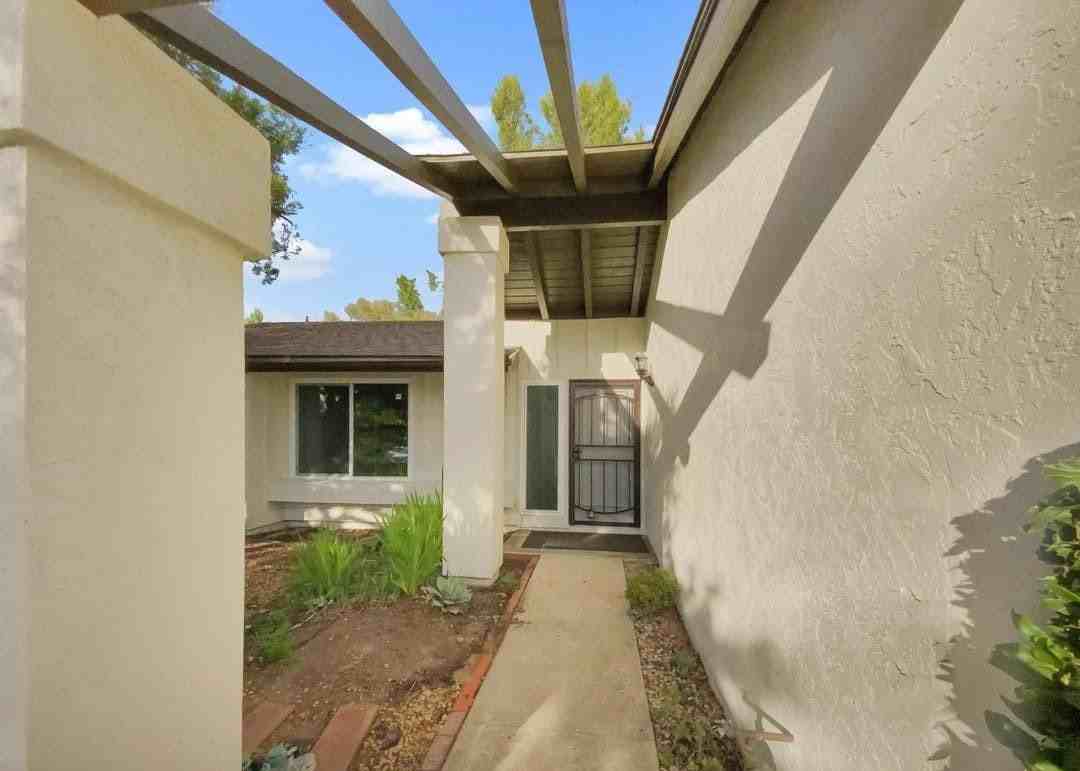 11002 Promesa Drive - Photo 2 of 21