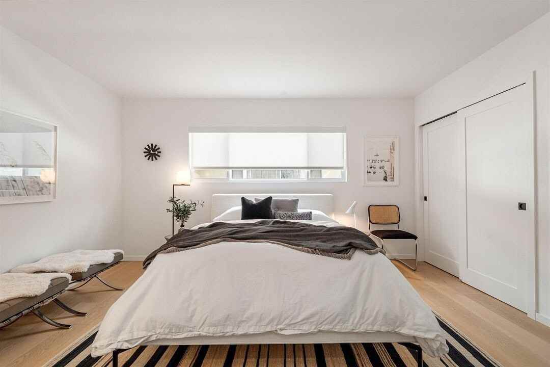 958 18th Street, Unit 5 - Photo 2 of 19