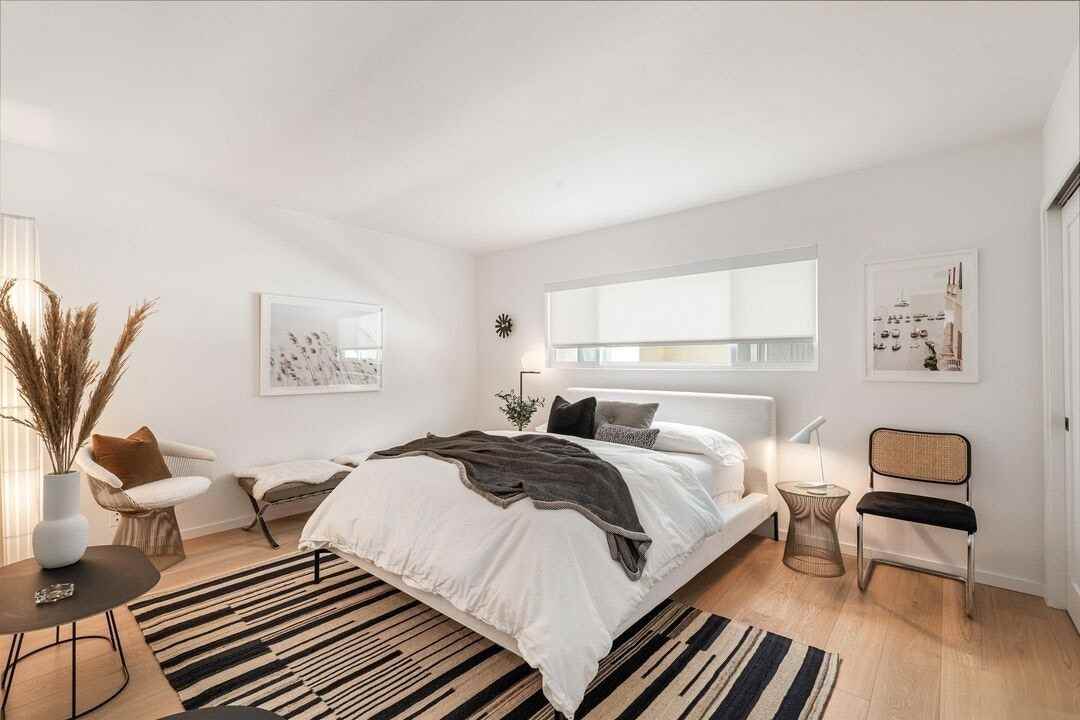 958 18th Street, Unit 5 - Photo 6 of 19