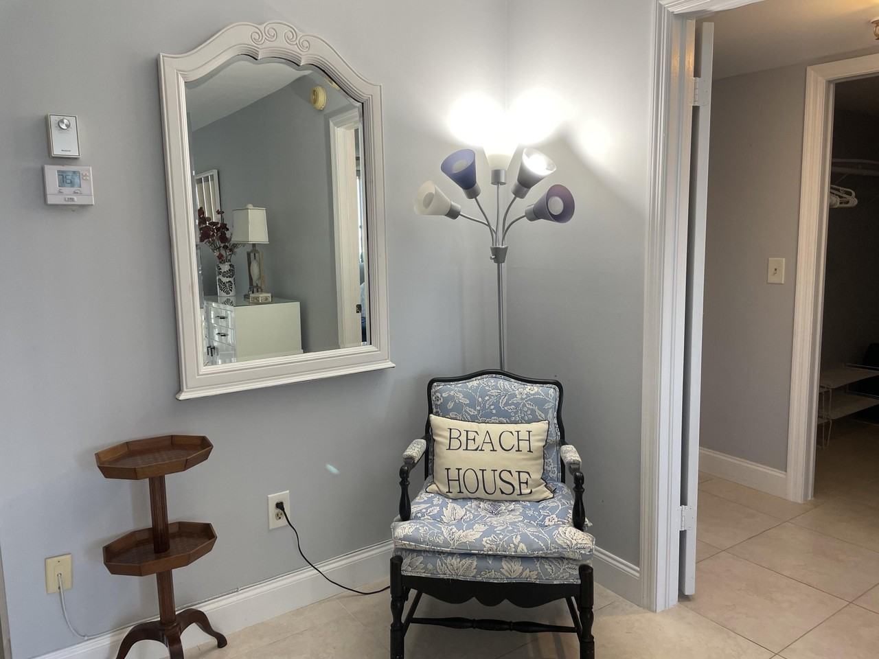 899 Jeffery St #503 - Photo 7 of 27