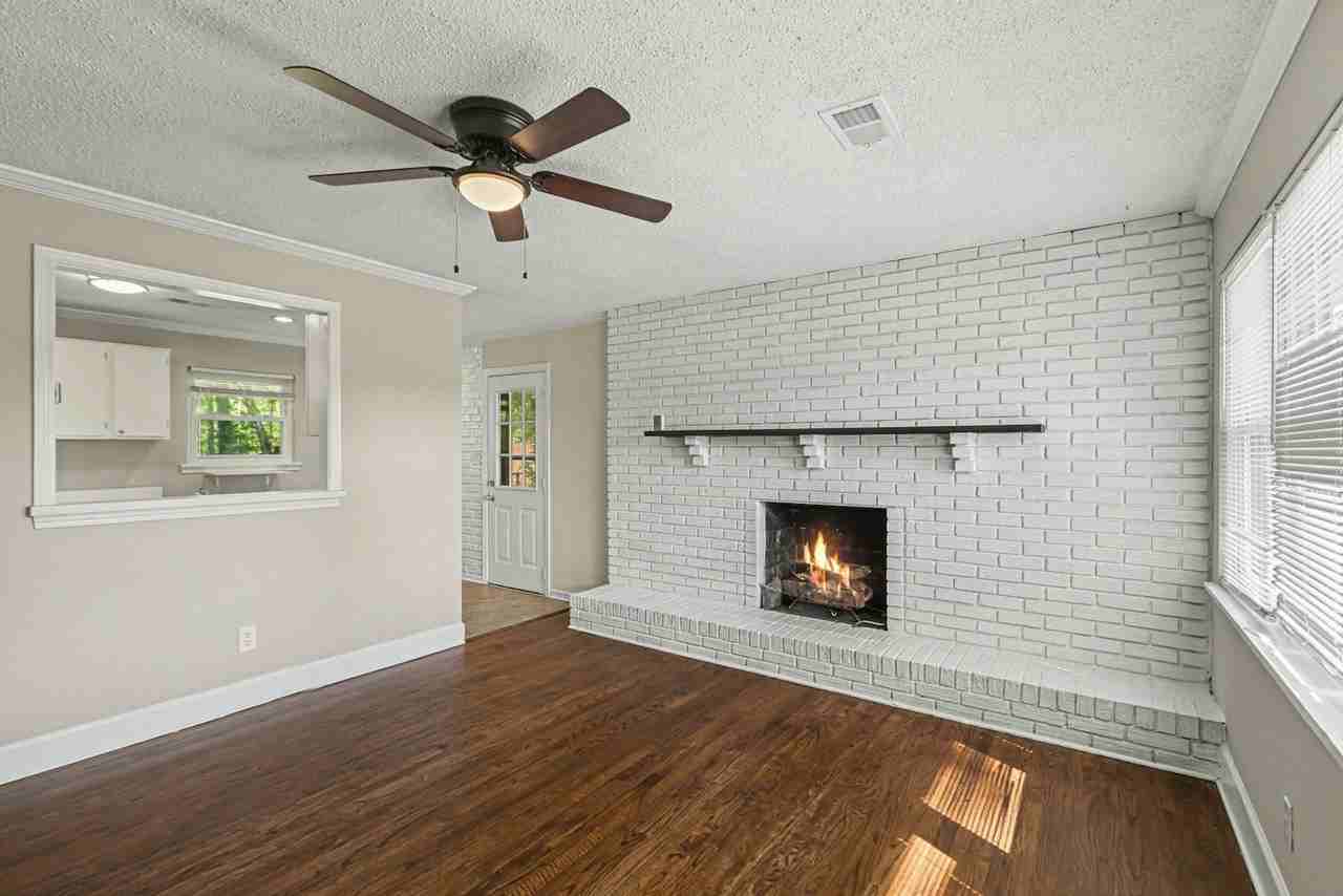 3670 Goodwin Road - Photo 4 of 16