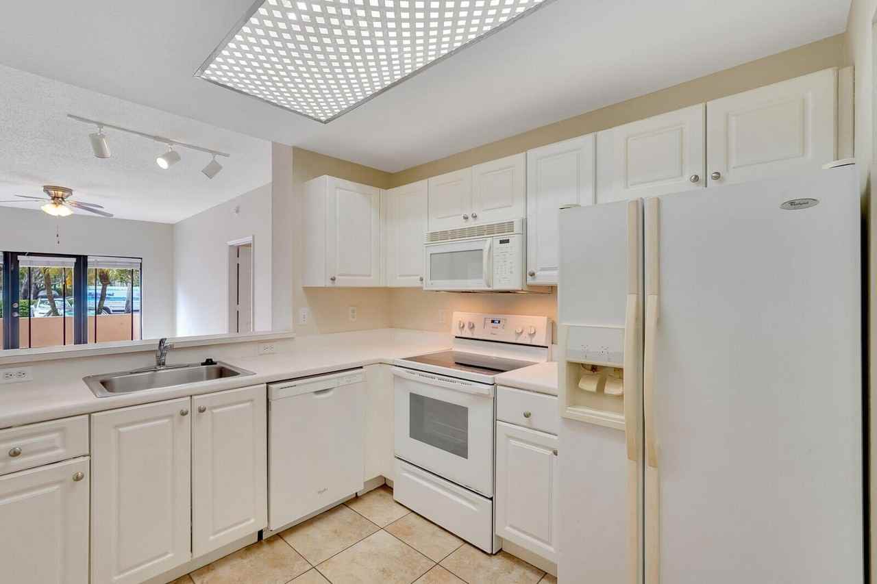 2916 Tuscany Ct #109 - Photo 6 of 31