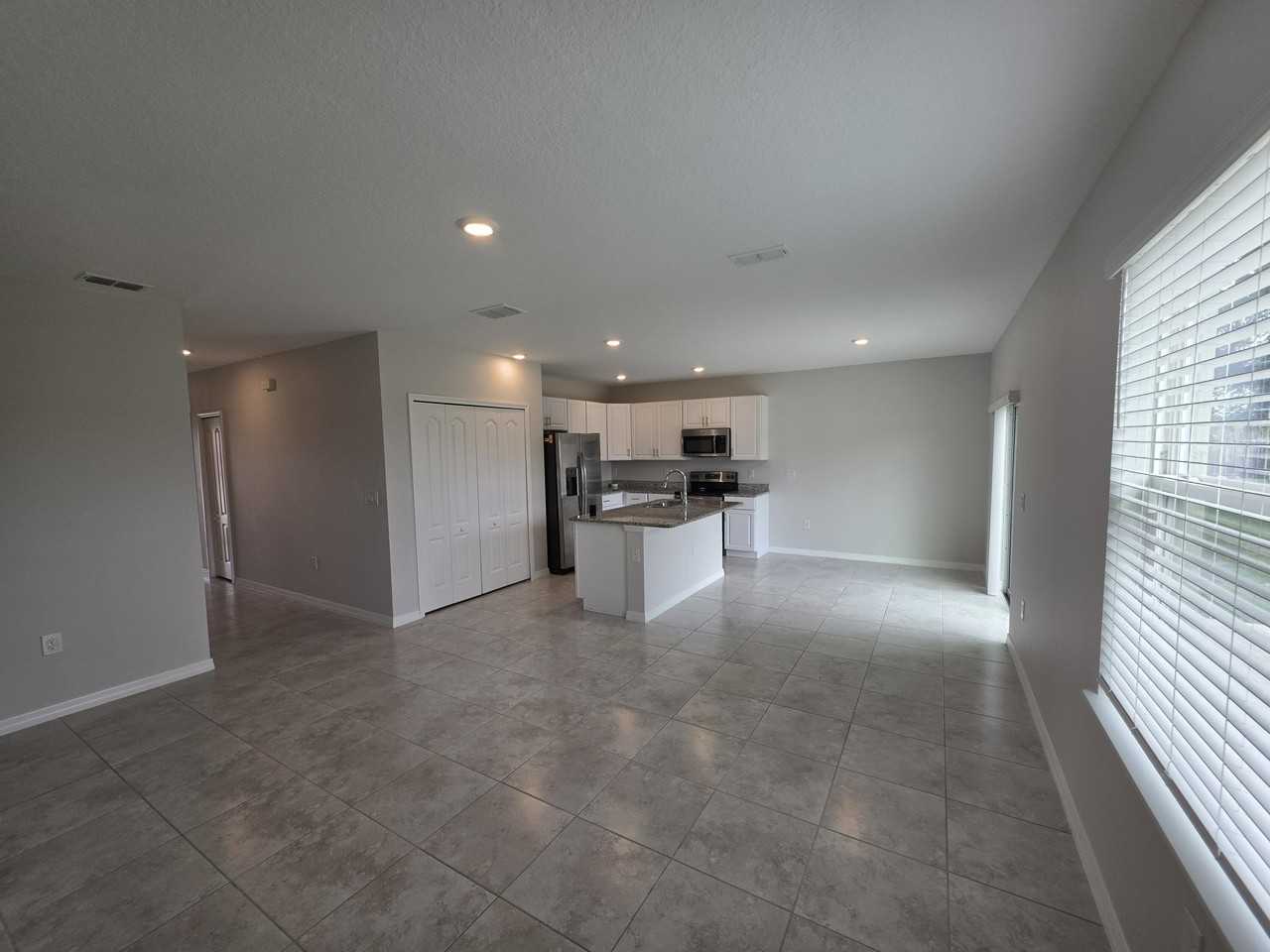 2037 Sw Mcallister Ln - Photo 5 of 14