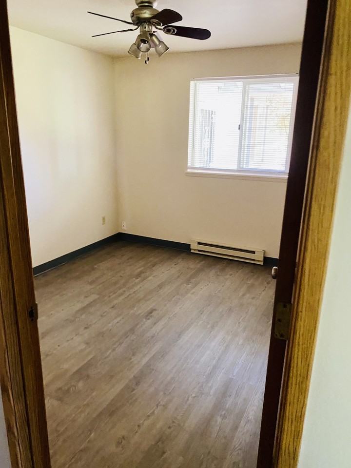 505 Louis J Ave #1 - Photo 5 of 7