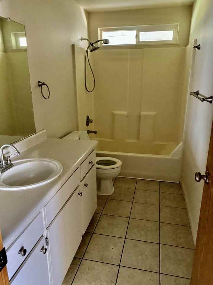 505 Louis J Ave #1 - Photo 6 of 7