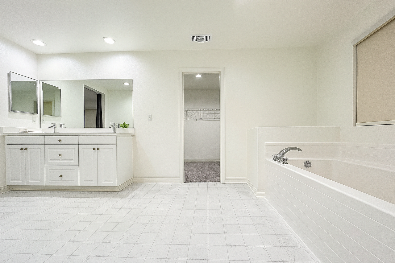 21171 Broken Stone Ct - Photo 2 of 10