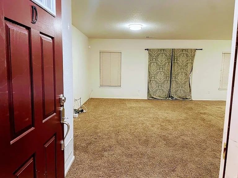 12833 Mayfair Way - Photo 6 of 47