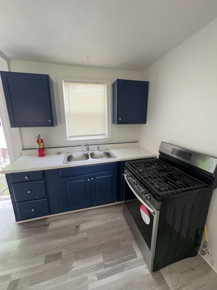 200 Stillwood Drive - Photo 5 of 13