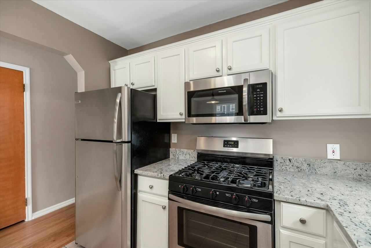 1910 Fern Street - Photo 3 of 28