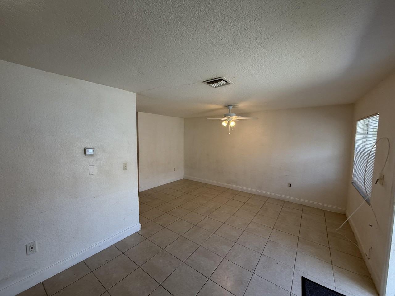 1305 Nw 2nd Ave Apt 2 - Photo 7 of 8