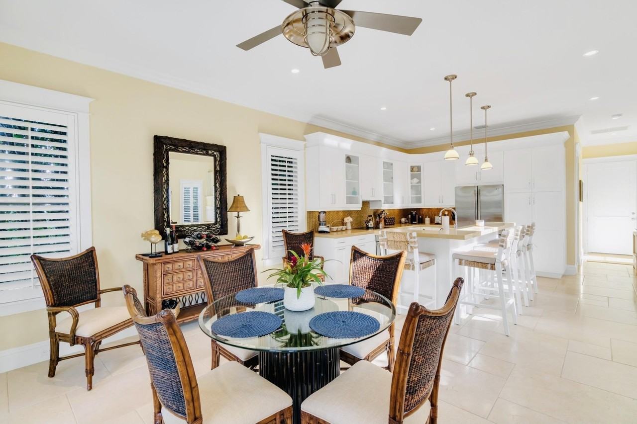 1127 Miramar Dr - Photo 5 of 35