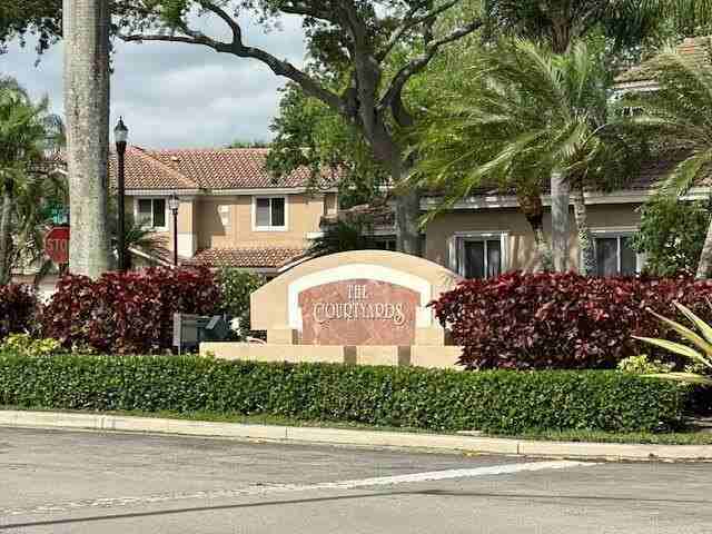 1113 Sw 158th Ave - Photo 3 of 34