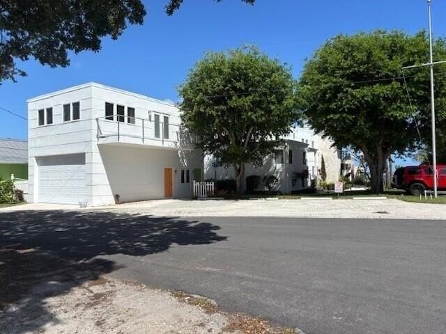 477 Se Riverside Dr - Photo 7 of 7