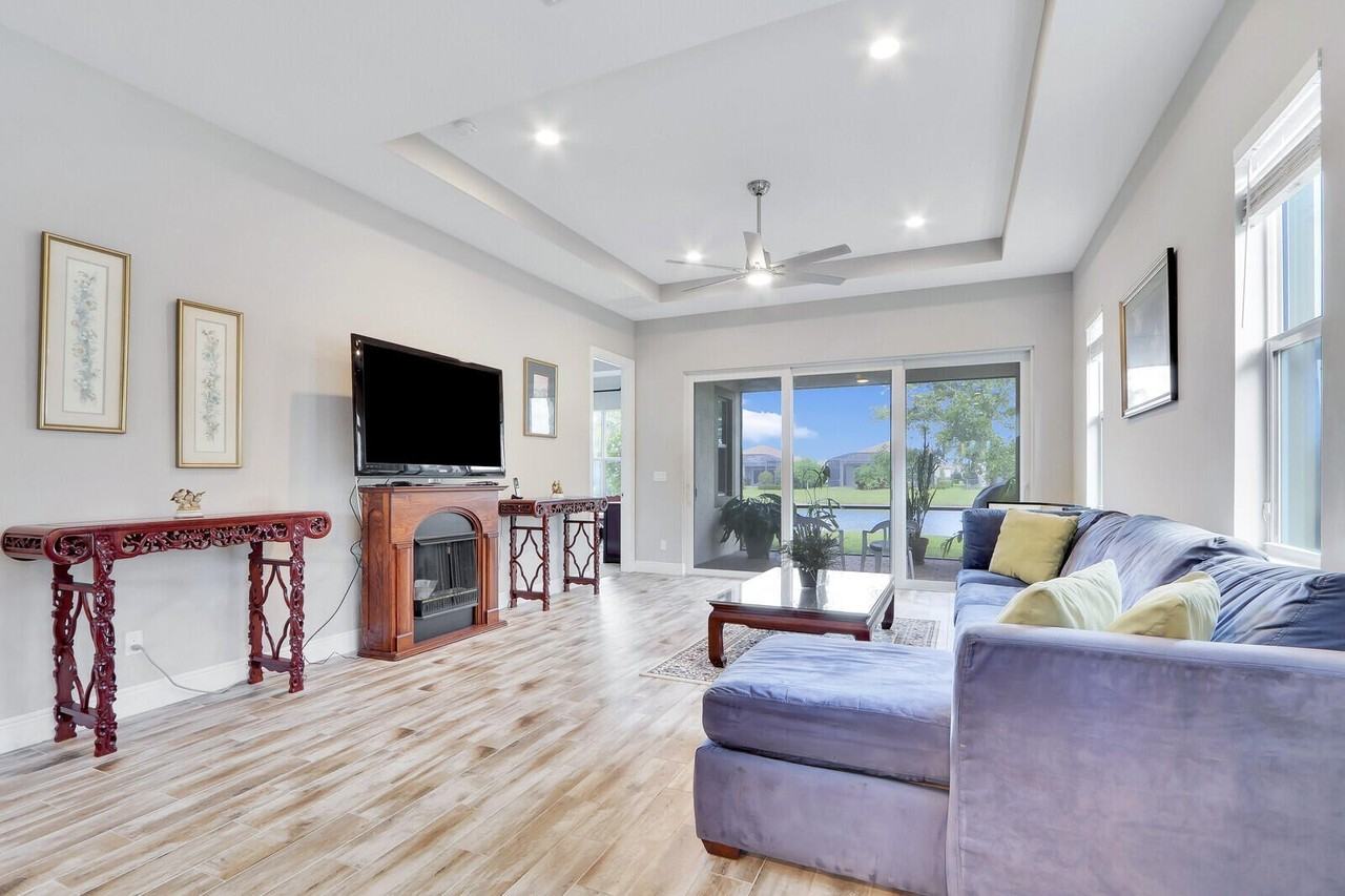 20040 Sw Caserta Way - Photo 6 of 50