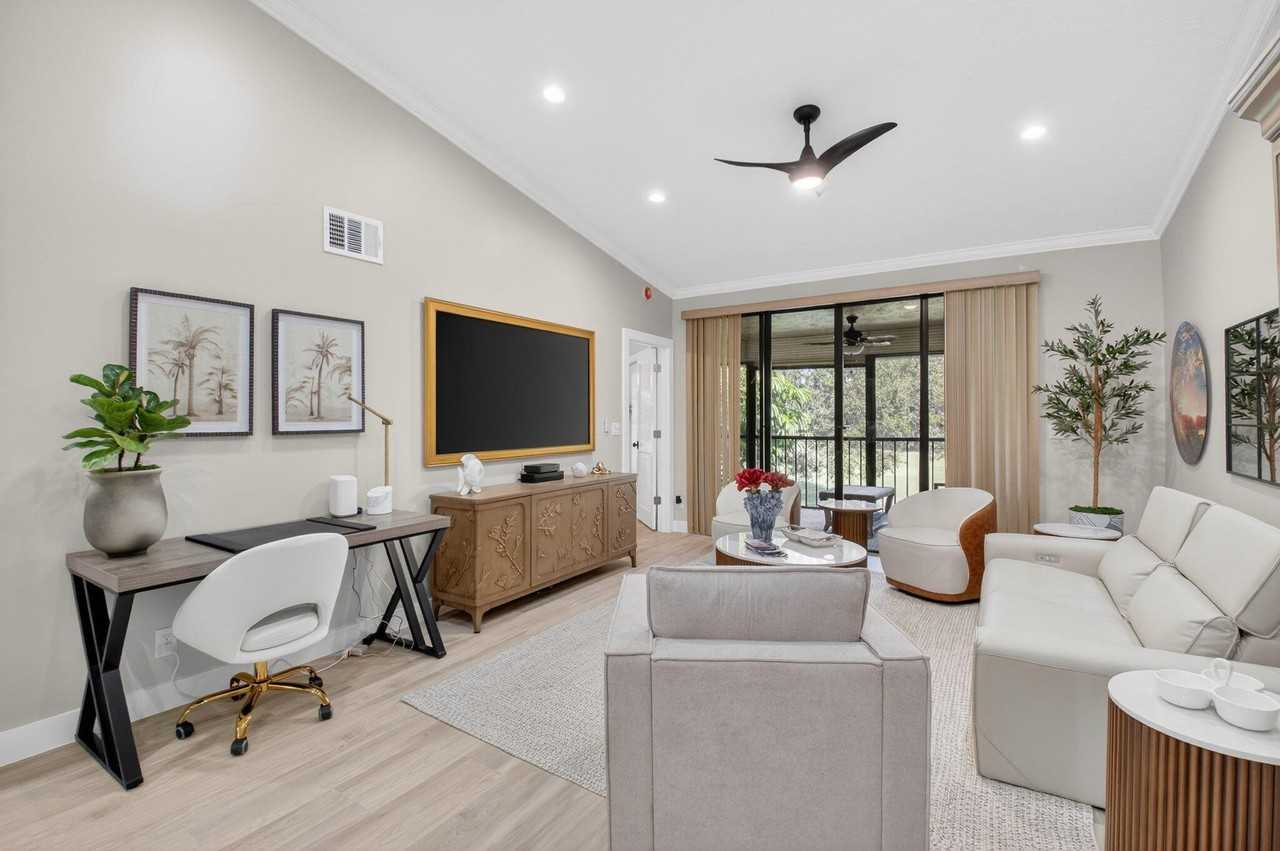 7455 Glendevon Ln Apt 206 - Photo 5 of 50