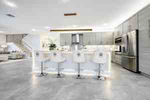 featured image of 15377 Green River Ct