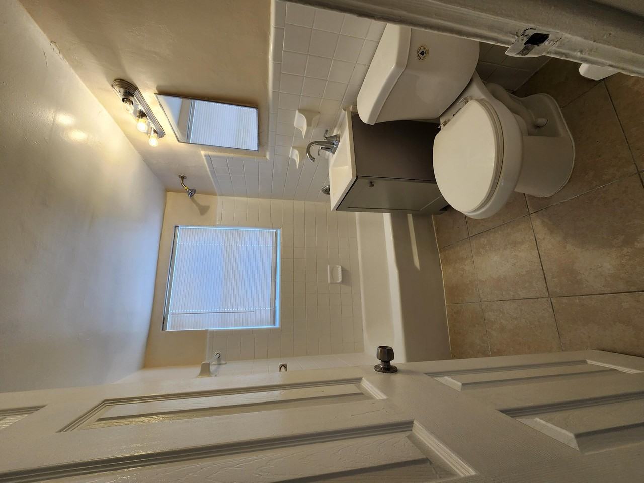 1025 13th St Apt 5 - Photo 7 of 10