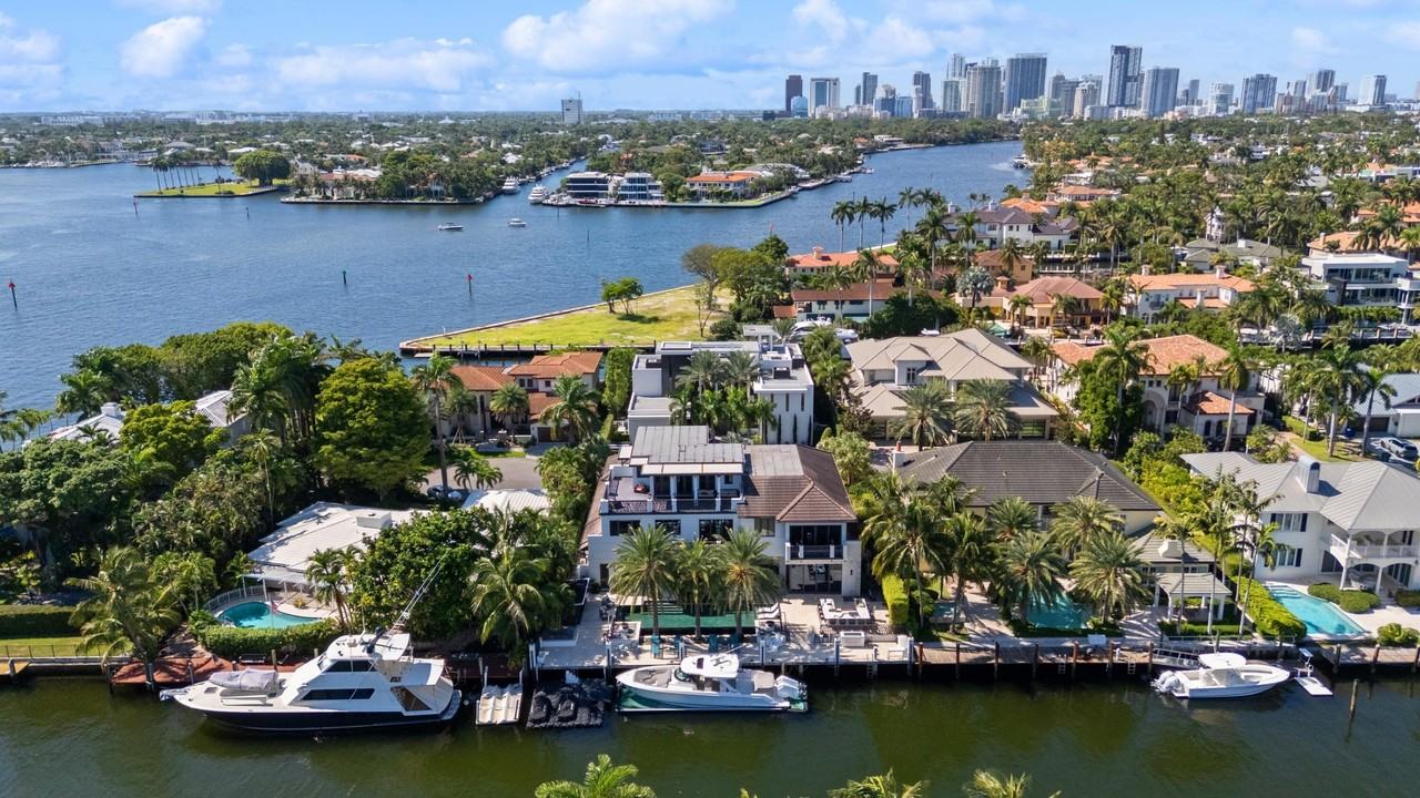 720 Isle Of Palms Dr - Photo 3 of 50