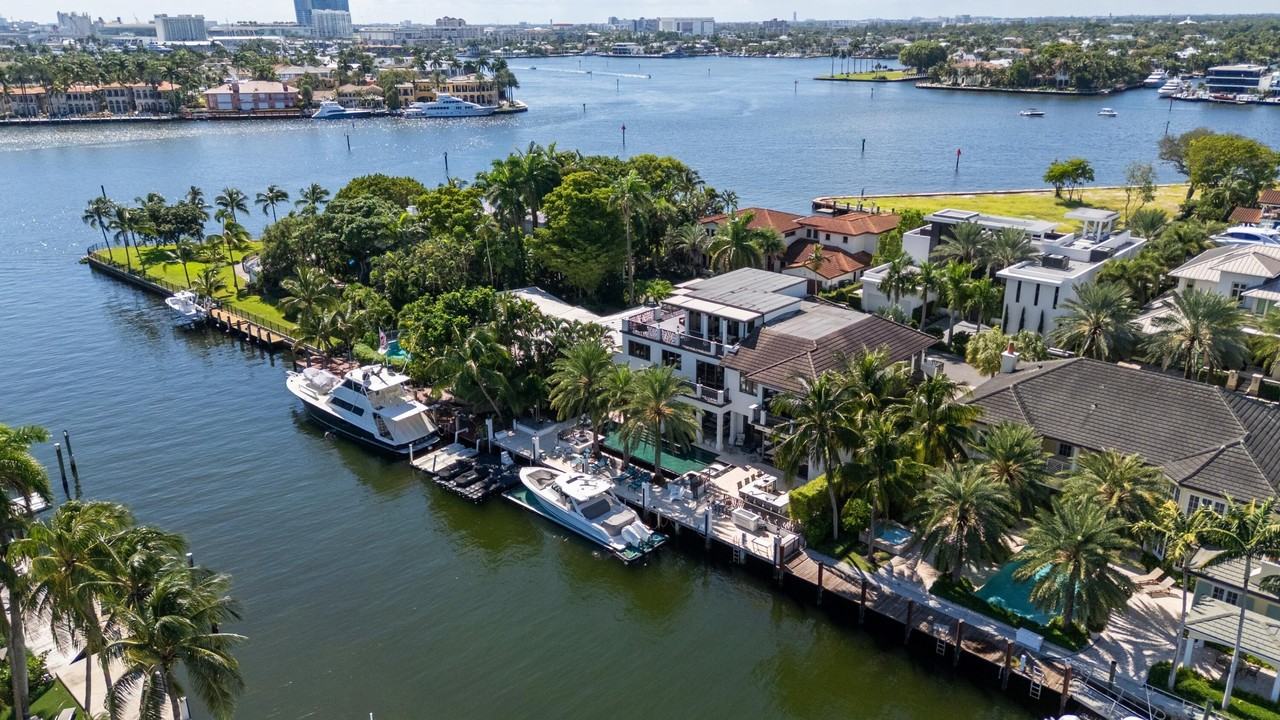 720 Isle Of Palms Dr - Photo 4 of 50