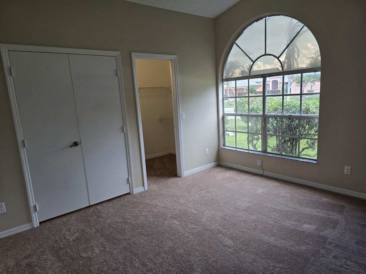 2601 Se Creston Ln - Photo 2 of 20