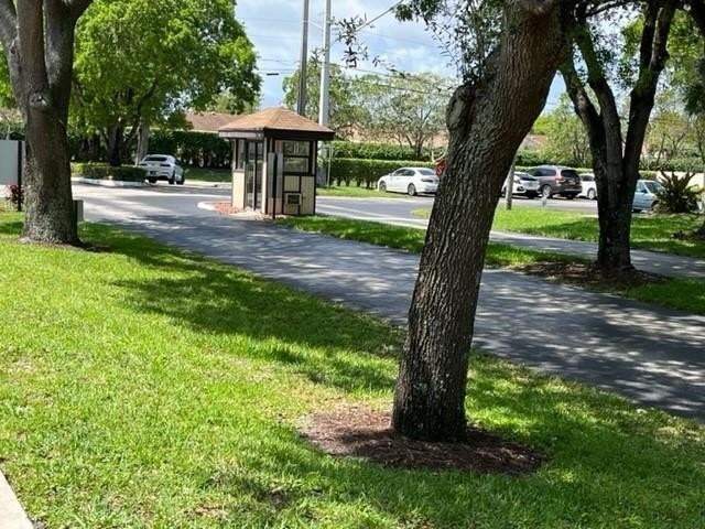 1921 Sw 15th St #29 - Photo 2 of 16