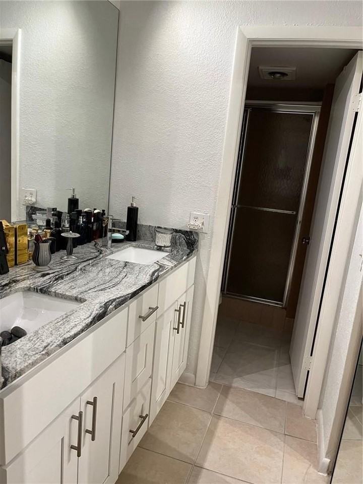 1921 Sw 15th St #29 - Photo 5 of 16