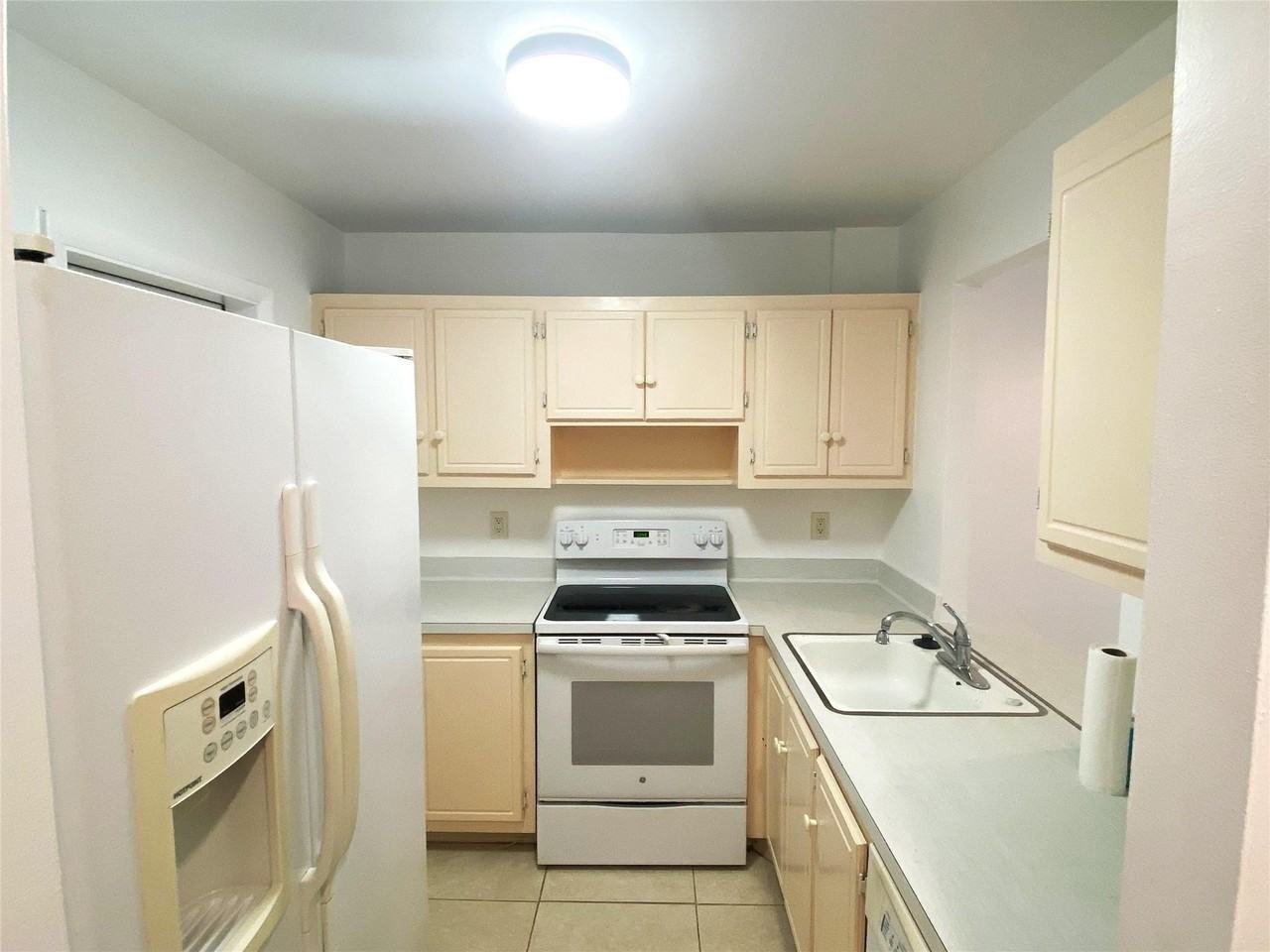 500 Se 2nd Ave #22 - Photo 3 of 9